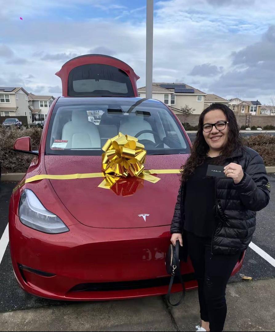 Gabriela R. with their Model Y