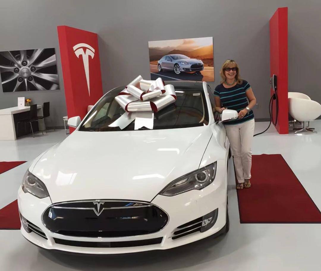 Aoife O. with their Model S